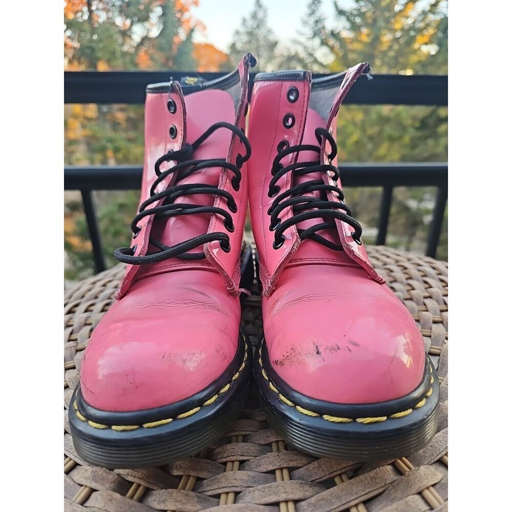 Dr Martens Combat Boots Bubblegum Pink Patent Leather 1460 Women’s 6 US 37 EU - Picture 2 of 11